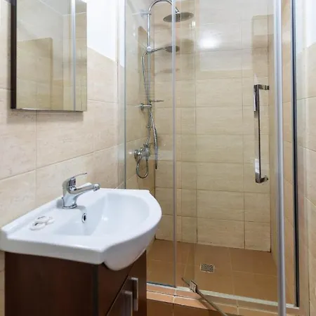 Zeka's Apartment Mamaia